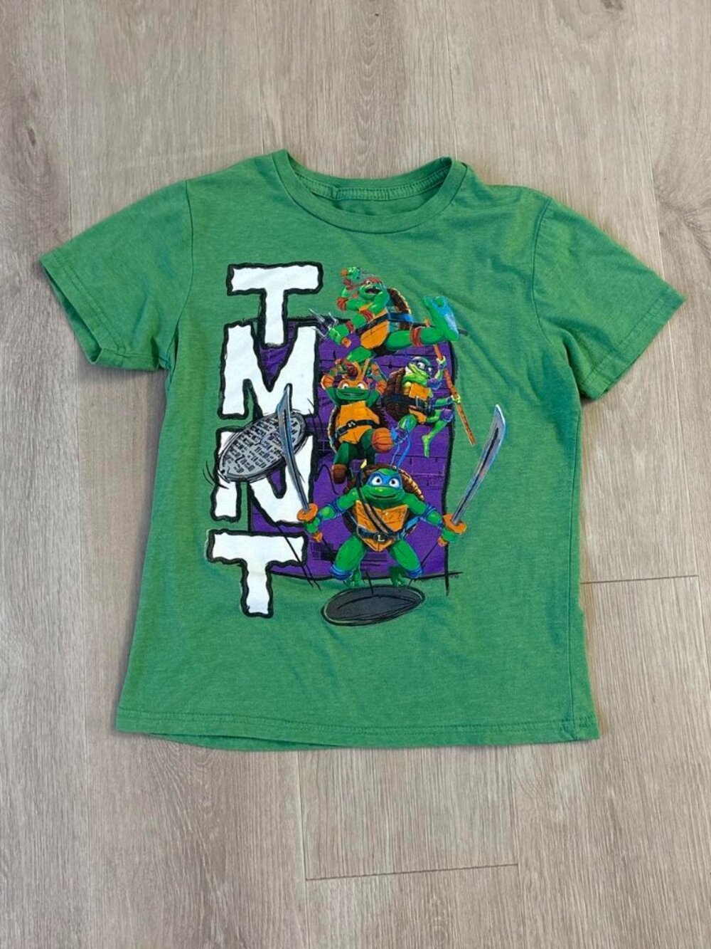 Teenage Mutant Ninja Turtles Green Graphic T-Shirt Boys Medium TMNT